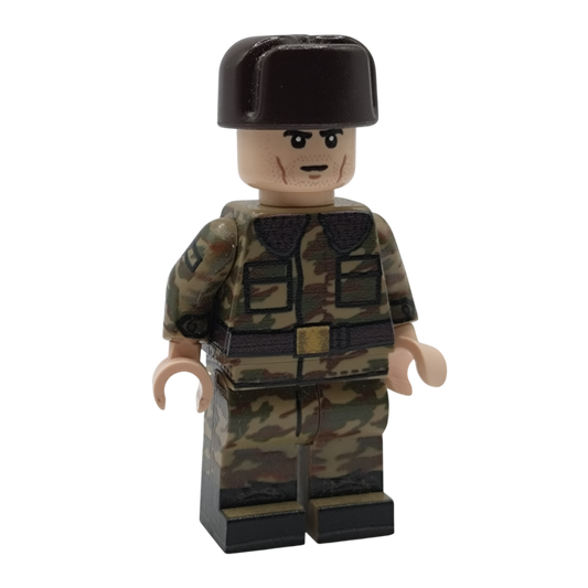 Brickmania BTR-82A kit exclusive Soviet Crewman (Brick Warp Exclusive Drop)