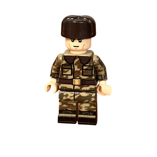 Brickmania BTR-82A Bausatz exklusiver sowjetisches Besatzungsmitglied (Brick Warp Exclusive Drop)